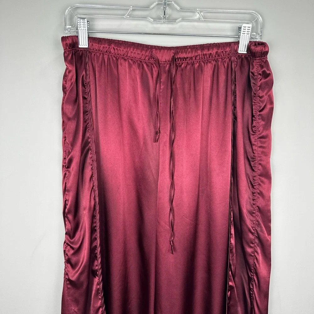 BB Dakota Burgundy Wide Leg Satin Pull On Pant Size Large